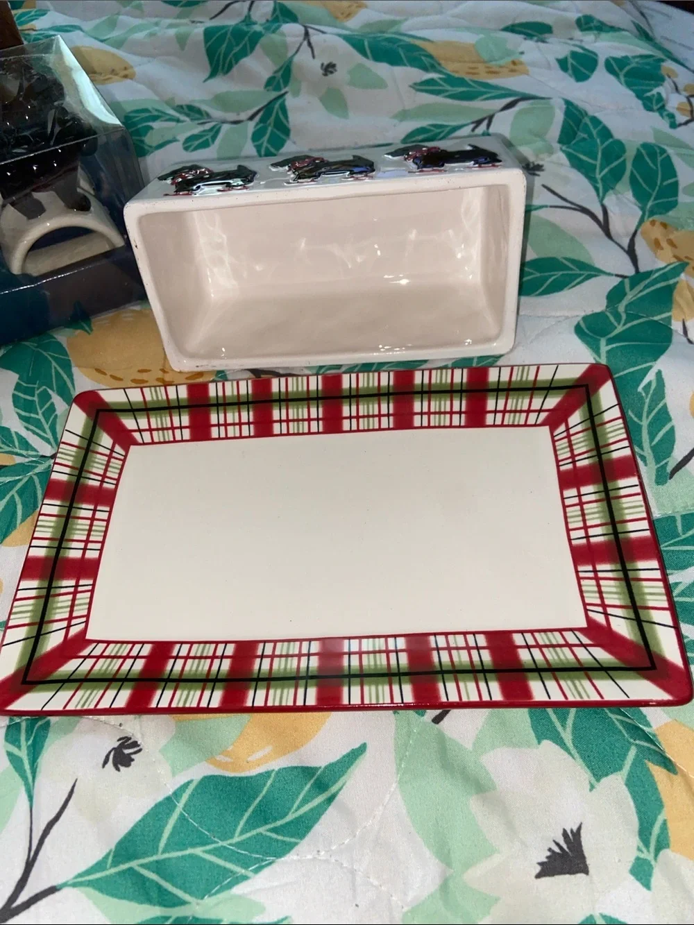 KATE WILLIAMS SCOTTIE PLAID Terrier Finial Ceramic Butter Dish